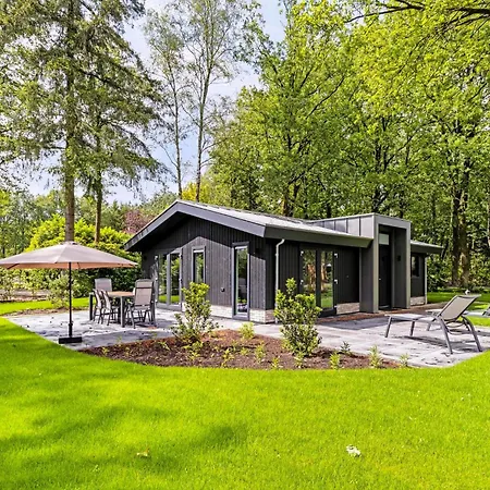 Topparken - De Brabantse Kempen Üdülőpark Lage Mierde