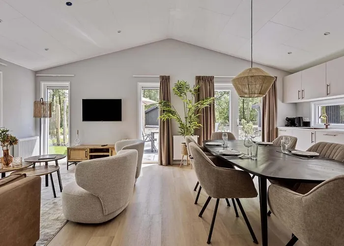 Aldeamento Turístico De Brabantse Kempen *